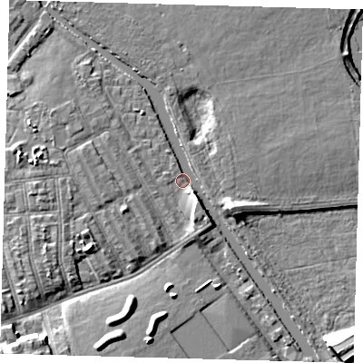 Shaded relief map of the ground around E95GP, computed from Environment Agency LiDAR. The ground here sits at about 6 m above sea level and falls 10 m across the surrounding 800 m. Surface water reaching this point runs off ground lying to the south-south-east, 3.7 m higher.