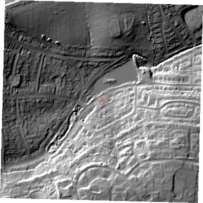Shaded relief map of the ground around EN27JZ, computed from Environment Agency LiDAR. The ground here sits at about 44 m above sea level and falls 32 m across the surrounding 800 m. Surface water reaching this point runs off ground lying to the south-south-east, 22.2 m higher.