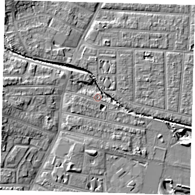 Shaded relief map of the ground around EN35UJ, computed from Environment Agency LiDAR. The ground here sits at about 20 m above sea level and falls 9 m across the surrounding 800 m. Surface water reaching this point runs off ground lying to the west, 1.1 m higher.