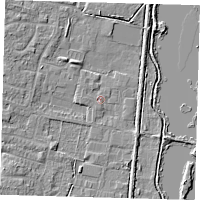 Shaded relief map of the ground around EN89TR, computed from Environment Agency LiDAR. The ground here sits at about 21 m above sea level and falls 5 m across the surrounding 800 m. Surface water reaching this point runs off ground lying to the west-north-west, 0.7 m higher.