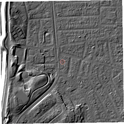 Shaded relief map of the ground around FY53EA, computed from Environment Agency LiDAR. The ground here sits at about 4 m above sea level and falls 12 m across the surrounding 800 m. The ground contributing surface water to this point lies to the south-east.
