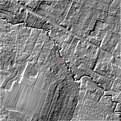 Shaded relief map of the ground around GL33EA, computed from Environment Agency LiDAR. The ground here sits at about 31 m above sea level and falls 14 m across the surrounding 800 m. Surface water reaching this point runs off ground lying to the south-south-west, 10.8 m higher.