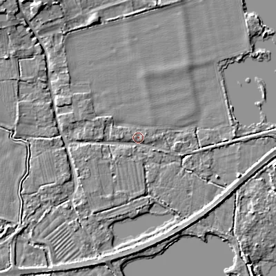 Shaded relief map of the ground around GL76DS, computed from Environment Agency LiDAR. The ground here sits at about 89 m above sea level and falls 7 m across the surrounding 800 m. Surface water reaching this point runs off ground lying to the north-west, 6.1 m higher.