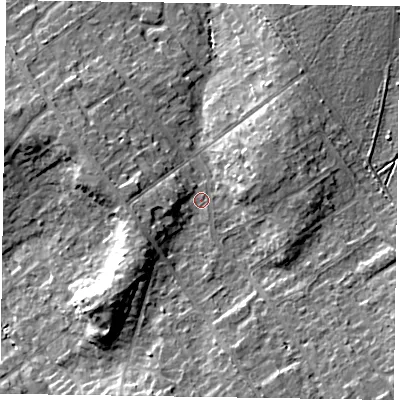Shaded relief map of the ground around GU526AN, computed from Environment Agency LiDAR. The ground here sits at about 82 m above sea level and falls 14 m across the surrounding 800 m. Surface water reaching this point runs off ground lying to the south-south-east, 6.1 m higher.