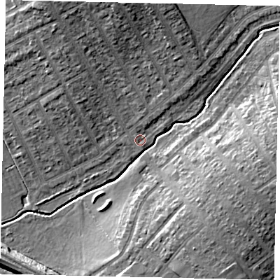 Shaded relief map of the ground around HA40DS, computed from Environment Agency LiDAR. The ground here sits at about 37 m above sea level and falls 10 m across the surrounding 800 m. Surface water reaching this point runs off ground lying to the north, 6.8 m higher.