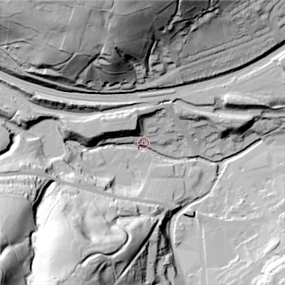 Shaded relief map of the ground around HD76DE, computed from Environment Agency LiDAR. The ground here sits at about 185 m above sea level and falls 95 m across the surrounding 800 m. Surface water reaching this point runs off ground lying to the south-west, 90.8 m higher.