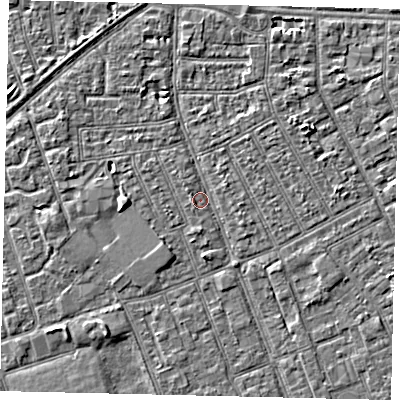 Shaded relief map of the ground around HU32UE, computed from Environment Agency LiDAR. The ground here sits at about 2 m above sea level and falls 3 m across the surrounding 800 m. Surface water reaching this point runs off ground lying to the west, 0.9 m higher.