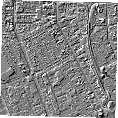 Shaded relief map of the ground around HU33DW, computed from Environment Agency LiDAR. The ground here sits at about 3 m above sea level and falls 3 m across the surrounding 800 m. Surface water reaching this point runs off ground lying to the south-east, 2.5 m higher.