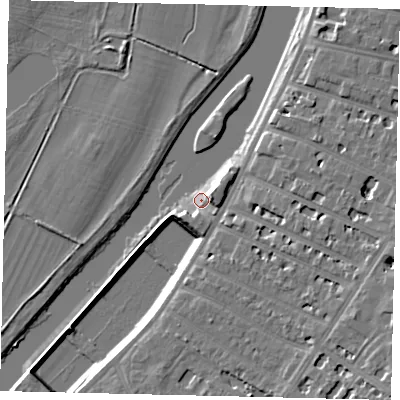 Shaded relief map of the ground around KT64ES, computed from Environment Agency LiDAR. The ground here sits at about 7 m above sea level and falls 12 m across the surrounding 800 m. Surface water reaching this point runs off ground lying to the south, 4.3 m higher.