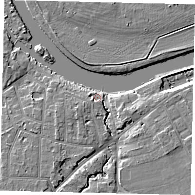 Shaded relief map of the ground around KT70TN, computed from Environment Agency LiDAR. The ground here sits at about 7 m above sea level and falls 7 m across the surrounding 800 m. Surface water reaching this point runs off ground lying to the south-west, 5.6 m higher.