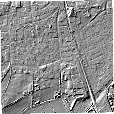 Shaded relief map of the ground around L372EW, computed from Environment Agency LiDAR. The ground here sits at about 7 m above sea level and falls 7 m across the surrounding 800 m. Surface water reaching this point runs off ground lying to the north-west, 3.9 m higher.