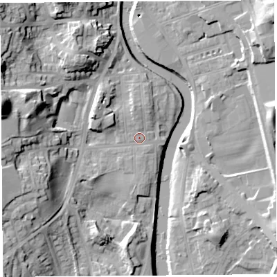 Shaded relief map of the ground around LA95RA, computed from Environment Agency LiDAR. The ground here sits at about 43 m above sea level and falls 32 m across the surrounding 800 m. Surface water reaching this point runs off ground lying to the west-north-west, 26.5 m higher.