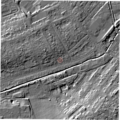 Shaded relief map of the ground around LE115LR, computed from Environment Agency LiDAR. The ground here sits at about 41 m above sea level and falls 11 m across the surrounding 800 m. Surface water reaching this point runs off ground lying to the north-west, 2.2 m higher.