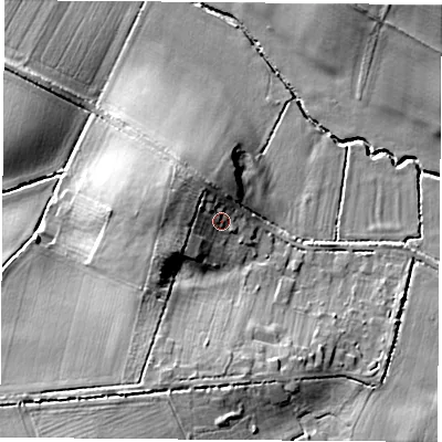 Shaded relief map of the ground around LE125RQ, computed from Environment Agency LiDAR. The ground here sits at about 42 m above sea level and falls 15 m across the surrounding 800 m. Surface water reaching this point runs off ground lying to the north-west, 3.8 m higher.