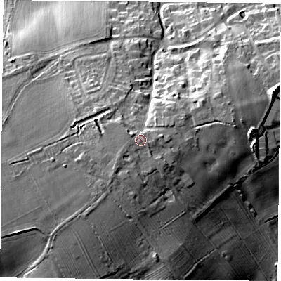 Shaded relief map of the ground around LE125TB, computed from Environment Agency LiDAR. The ground here sits at about 82 m above sea level and falls 21 m across the surrounding 800 m. Surface water reaching this point runs off ground lying to the south-west, 1.4 m higher.