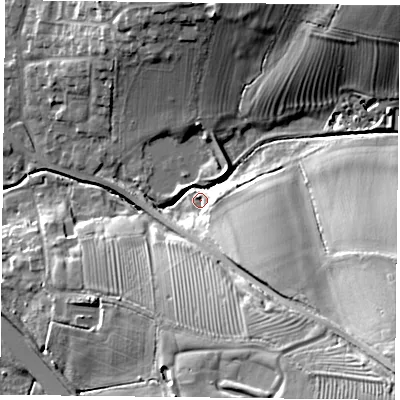 Shaded relief map of the ground around LE89EZ, computed from Environment Agency LiDAR. The ground here sits at about 98 m above sea level and falls 32 m across the surrounding 800 m. Surface water reaching this point runs off ground lying to the south-east, 28.6 m higher.