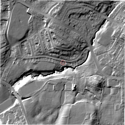 Shaded relief map of the ground around LS209LW, computed from Environment Agency LiDAR. The ground here sits at about 139 m above sea level and falls 33 m across the surrounding 800 m. Surface water reaching this point runs off ground lying to the north, 10.8 m higher.