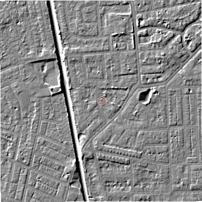 Shaded relief map of the ground around M160FA, computed from Environment Agency LiDAR. The ground here sits at about 28 m above sea level and falls 7 m across the surrounding 800 m. Surface water reaching this point runs off ground lying to the north-north-east, 2.0 m higher.