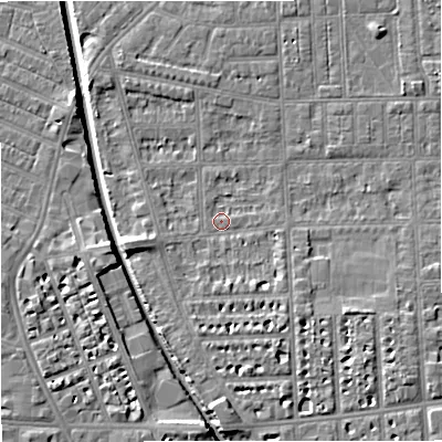 Shaded relief map of the ground around M210QU, computed from Environment Agency LiDAR. The ground here sits at about 28 m above sea level and falls 6 m across the surrounding 800 m. Surface water reaching this point runs off ground lying to the west-south-west, 3.5 m higher.
