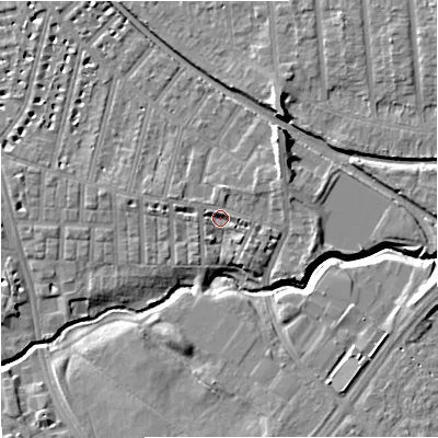 Shaded relief map of the ground around M218TZ, computed from Environment Agency LiDAR. The ground here sits at about 28 m above sea level and falls 9 m across the surrounding 800 m. Surface water reaching this point runs off ground lying to the north-west, 1.9 m higher.