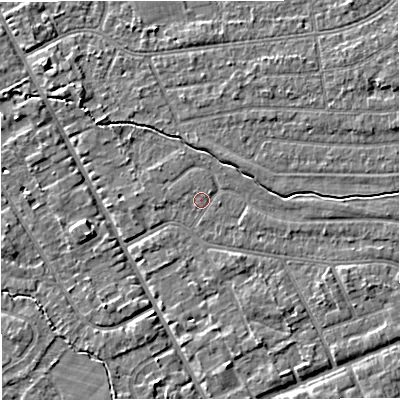 Shaded relief map of the ground around M333SB, computed from Environment Agency LiDAR. The ground here sits at about 27 m above sea level and falls 4 m across the surrounding 800 m. Surface water reaching this point runs off ground lying to the east, 1.5 m higher.