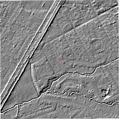 Shaded relief map of the ground around M333TW, computed from Environment Agency LiDAR. The ground here sits at about 25 m above sea level and falls 5 m across the surrounding 800 m. Surface water reaching this point runs off ground lying to the north-north-east, 0.8 m higher.