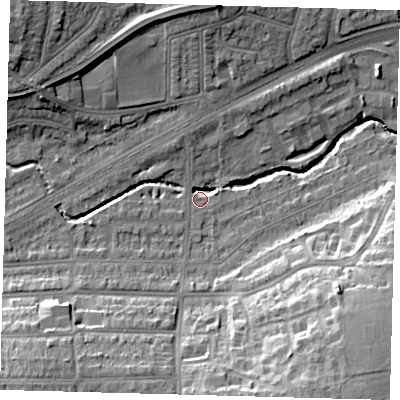 Shaded relief map of the ground around N136ET, computed from Environment Agency LiDAR. The ground here sits at about 23 m above sea level and falls 20 m across the surrounding 800 m. Surface water reaching this point runs off ground lying to the south-south-west, 14.3 m higher.