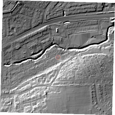 Shaded relief map of the ground around N136HJ, computed from Environment Agency LiDAR. The ground here sits at about 22 m above sea level and falls 20 m across the surrounding 800 m. Surface water reaching this point runs off ground lying to the south-south-east, 13.7 m higher.