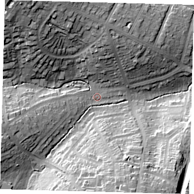 Shaded relief map of the ground around N211LY, computed from Environment Agency LiDAR. The ground here sits at about 31 m above sea level and falls 30 m across the surrounding 800 m. Surface water reaching this point runs off ground lying to the north-west, 27.0 m higher.