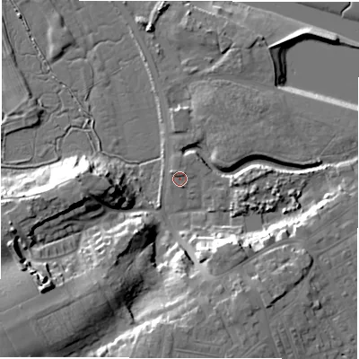 Shaded relief map of the ground around NE650HH, computed from Environment Agency LiDAR. The ground here sits at about 4 m above sea level and falls 24 m across the surrounding 800 m. Surface water reaching this point runs off ground lying to the north-west, 1.5 m higher.