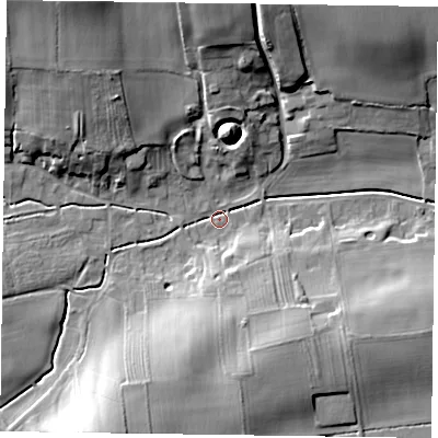 Shaded relief map of the ground around NG220EZ, computed from Environment Agency LiDAR. The ground here sits at about 33 m above sea level and falls 20 m across the surrounding 800 m. Surface water reaching this point runs off ground lying to the north-west, 19.1 m higher.