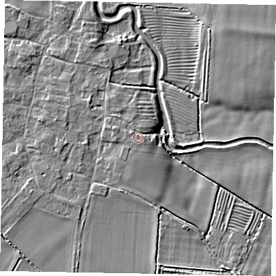 Shaded relief map of the ground around NG322HS, computed from Environment Agency LiDAR. The ground here sits at about 32 m above sea level and falls 6 m across the surrounding 800 m. Surface water reaching this point runs off ground lying to the north-north-west, 1.4 m higher.