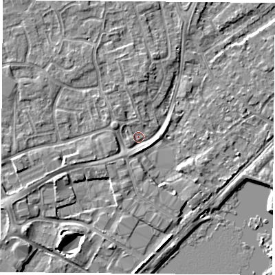 Shaded relief map of the ground around NG95AR, computed from Environment Agency LiDAR. The ground here sits at about 28 m above sea level and falls 5 m across the surrounding 800 m. Surface water reaching this point runs off ground lying to the west, 2.5 m higher.