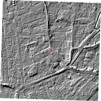Shaded relief map of the ground around PE133HE, computed from Environment Agency LiDAR. The ground here sits at about 4 m above sea level and falls 5 m across the surrounding 800 m. Surface water reaching this point runs off ground lying to the east, 0.7 m higher.