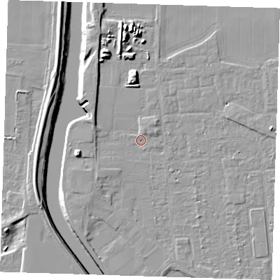 Shaded relief map of the ground around PE133JU, computed from Environment Agency LiDAR. The ground here sits at about 4 m above sea level and falls 10 m across the surrounding 800 m. Surface water reaching this point runs off ground lying to the west-north-west, 2.8 m higher.