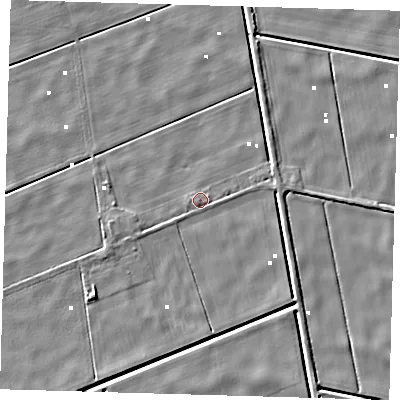 Shaded relief map of the ground around PE134HL, computed from Environment Agency LiDAR. The ground here sits at about 0 m above sea level and falls 4 m across the surrounding 800 m. Surface water reaching this point runs off ground lying to the west-south-west, 1.7 m higher.