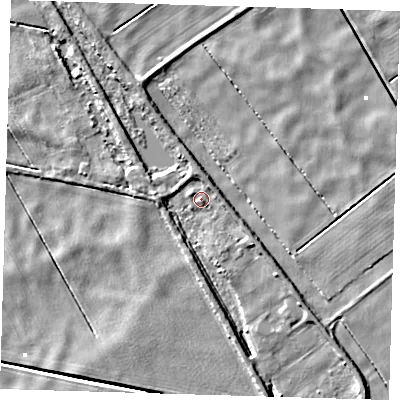 Shaded relief map of the ground around PE134HW, computed from Environment Agency LiDAR. The ground here sits at about 1 m above sea level and falls 5 m across the surrounding 800 m. Surface water reaching this point runs off ground lying to the south-east, 4.2 m higher.