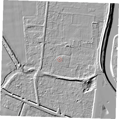 Shaded relief map of the ground around PE135AF, computed from Environment Agency LiDAR. The ground here sits at about 4 m above sea level and falls 7 m across the surrounding 800 m. Surface water reaching this point runs off ground lying to the north-north-east, 0.7 m higher.