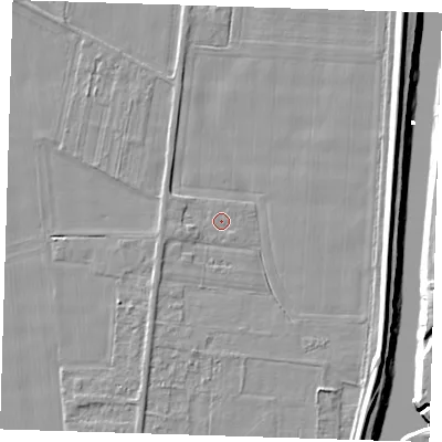 Shaded relief map of the ground around PE135DS, computed from Environment Agency LiDAR. The ground here sits at about 4 m above sea level and falls 7 m across the surrounding 800 m. The ground contributing surface water to this point lies to the south-east.