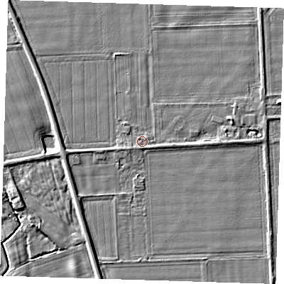 Shaded relief map of the ground around PE135QZ, computed from Environment Agency LiDAR. The ground here sits at about 4 m above sea level and falls 6 m across the surrounding 800 m. Surface water reaching this point runs off ground lying to the south, 0.7 m higher.