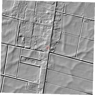 Shaded relief map of the ground around PE262SY, computed from Environment Agency LiDAR. The ground here sits at about 0 m above sea level and falls 4 m across the surrounding 800 m. Surface water reaching this point runs off ground lying to the north-north-east, 0.8 m higher.