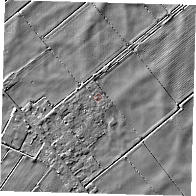 Shaded relief map of the ground around PE262UH, computed from Environment Agency LiDAR. The ground here sits at about 0 m above sea level and falls 4 m across the surrounding 800 m. Surface water reaching this point runs off ground lying to the north-west, 1.0 m higher.