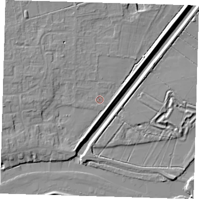 Shaded relief map of the ground around PE283QP, computed from Environment Agency LiDAR. The ground here sits at about 4 m above sea level and falls 7 m across the surrounding 800 m. Surface water reaching this point runs off ground lying to the north-west, 1.3 m higher.