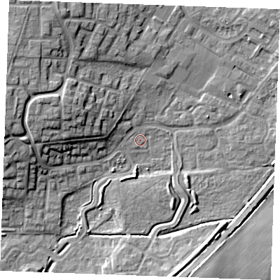 Shaded relief map of the ground around PE304UT, computed from Environment Agency LiDAR. The ground here sits at about 4 m above sea level and falls 14 m across the surrounding 800 m. Surface water reaching this point runs off ground lying to the west-north-west, 1.1 m higher.
