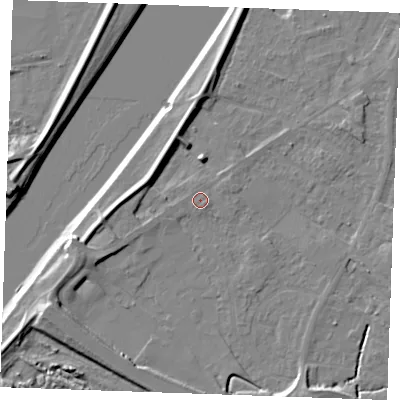 Shaded relief map of the ground around PE305LB, computed from Environment Agency LiDAR. The ground here sits at about 4 m above sea level and falls 9 m across the surrounding 800 m. The ground contributing surface water to this point lies to the west.
