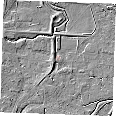 Shaded relief map of the ground around PE305PJ, computed from Environment Agency LiDAR. The ground here sits at about 4 m above sea level and falls 7 m across the surrounding 800 m. Surface water reaching this point runs off ground lying to the north-west, 3.2 m higher.