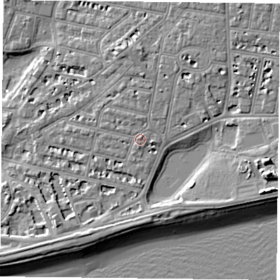 Shaded relief map of the ground around PO40NZ, computed from Environment Agency LiDAR. The ground here sits at about 4 m above sea level and falls 13 m across the surrounding 800 m. Surface water reaching this point runs off ground lying to the north, 1.6 m higher.