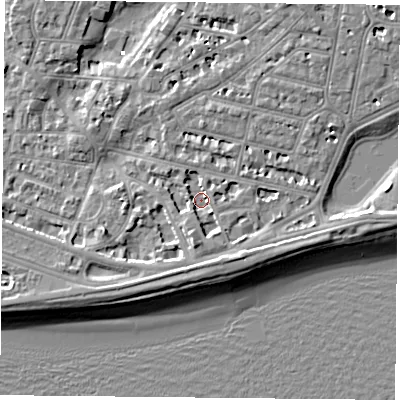 Shaded relief map of the ground around PO40RF, computed from Environment Agency LiDAR. The ground here sits at about 1 m above sea level and falls 7 m across the surrounding 800 m. Surface water reaching this point runs off ground lying to the south-south-east, 3.7 m higher.