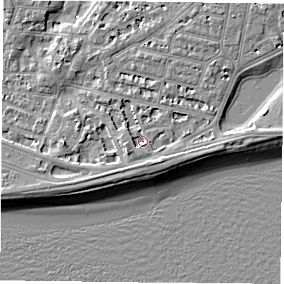 Shaded relief map of the ground around PO40RT, computed from Environment Agency LiDAR. The ground here sits at about 1 m above sea level and falls 7 m across the surrounding 800 m. Surface water reaching this point runs off ground lying to the south-east, 3.5 m higher.