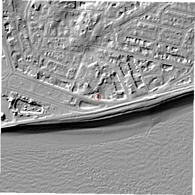 Shaded relief map of the ground around PO40SH, computed from Environment Agency LiDAR. The ground here sits at about 2 m above sea level and falls 10 m across the surrounding 800 m. Surface water reaching this point runs off ground lying to the south-east, 2.9 m higher.